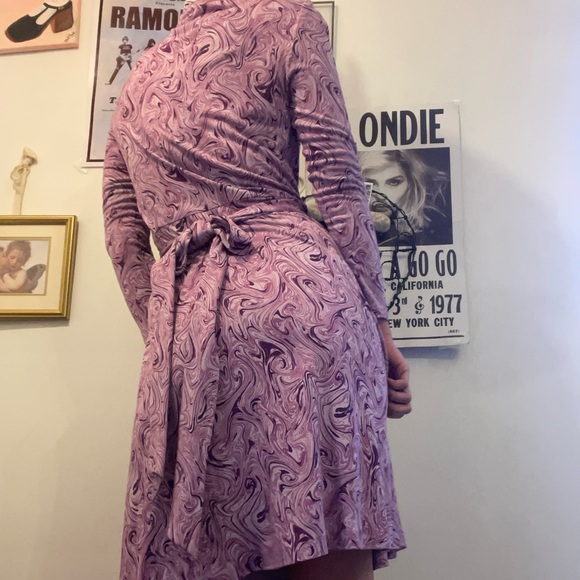 luxury vintage authentic diane von furstenberg 100% silk jersey wrap dress - Picture 3 of 3